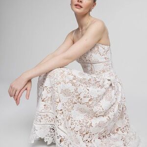 White House Black Market Lace Midi Dress – Timeless Elegance (Size 8) PERFECT